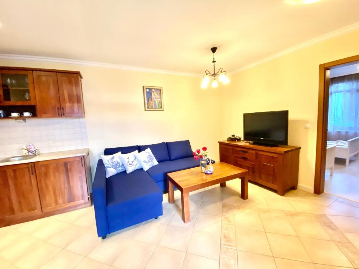 Santa Marina 2-Bedroom Apt. W/ Sea View + Terrace Созополь Екстер'єр фото